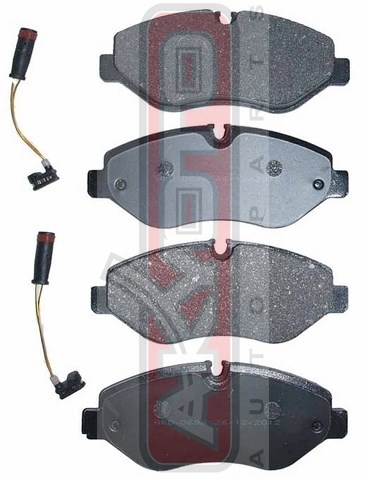 КОЛОДКИ ТОРМОЗНЫЕ ДИСКОВЫЕ ПЕРЕДНИЕ С ДАТЧИКОМ AKD-0698